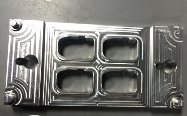 jig nhôm kiểm tra vật liệu phay mặt CNC