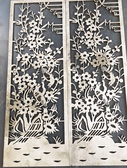 Gia công cắt sắt cnc thành tranh