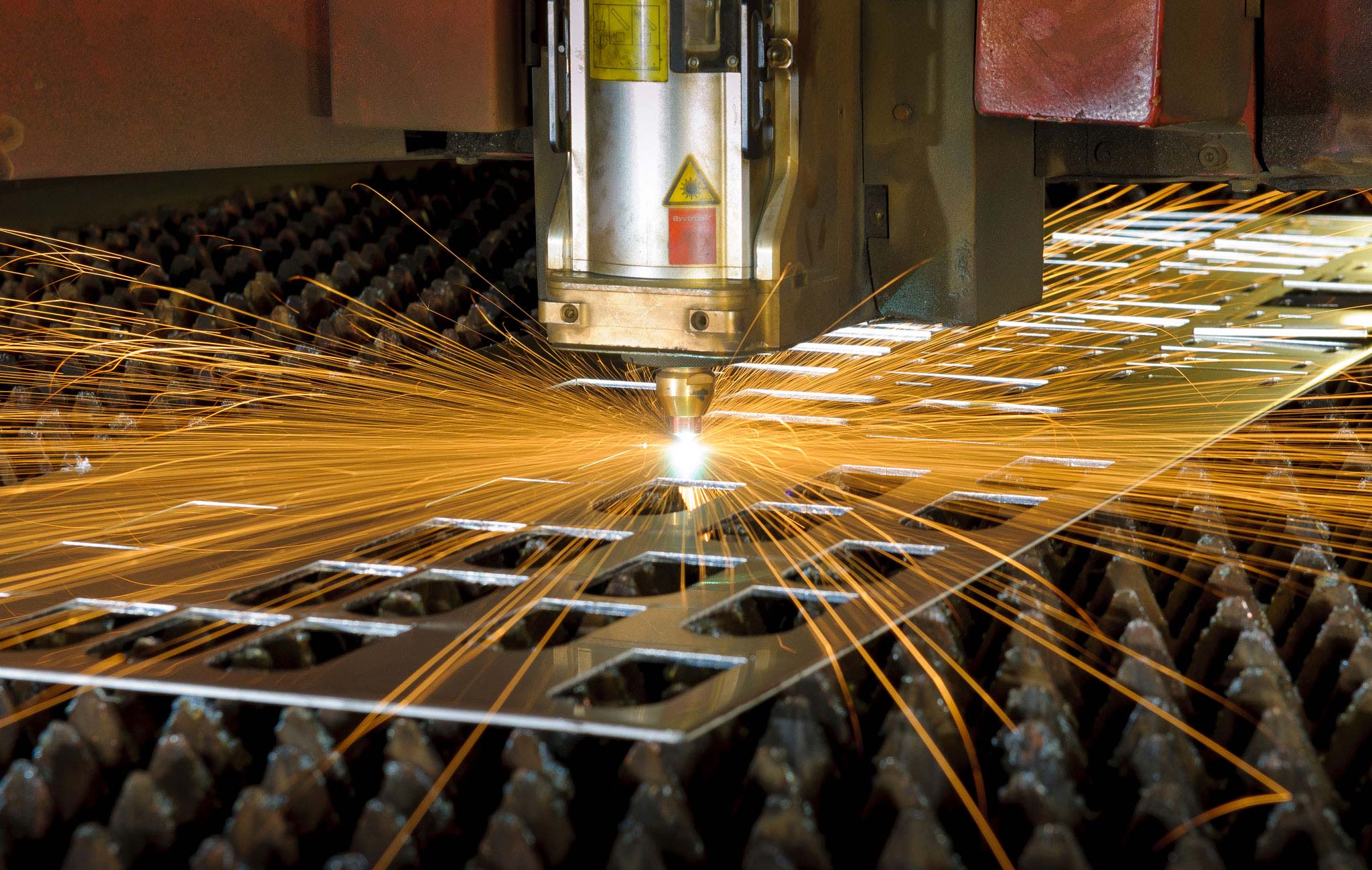 Cắt gọt kim loại bằng laser Cắt gọt kim loại bằng laser