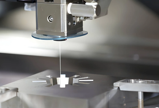 Gia công CNC bằng máy cắt dây CNC Gia công CNC bằng máy cắt dây CNC