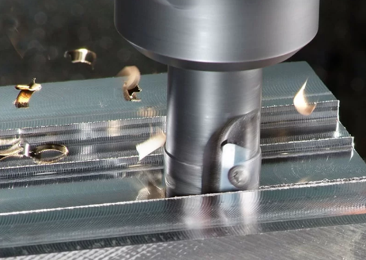 Gia công bằng máy phay CNC Gia công bằng máy phay CNC