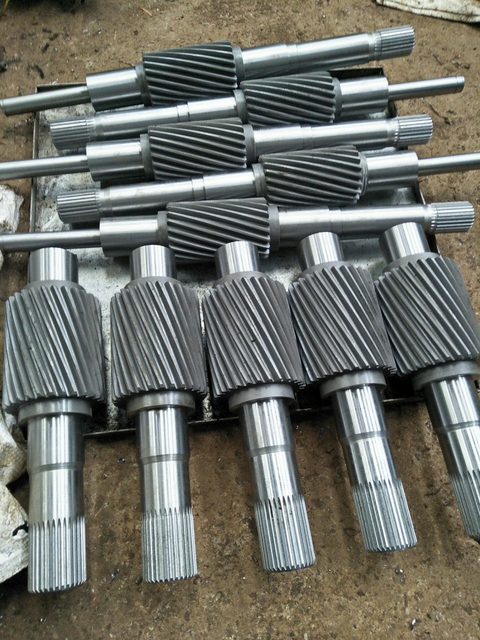 Bánh răng nghiêng trụ nhiều tầng bằng thép phay cnc