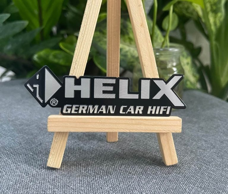 logo kim loại gia công bằng phương pháp phay xước