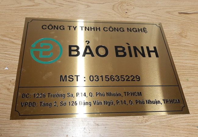 Biển hiệu công ty Công nghệ Bảo Bình bằng đồng gia công đồng ăn mòn